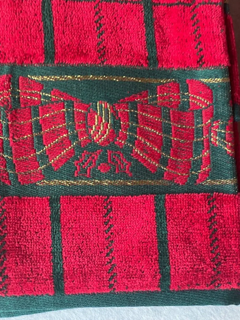 Christmas Towel & Hand Towel Set 100% Cotton Ribbon Red & Green W/ Gold Accents